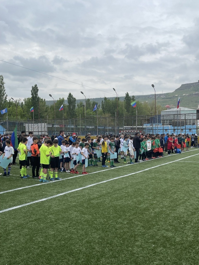 Школьная  футбольная  лига Дагестана