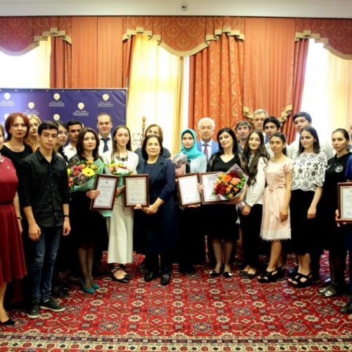 Встреча с президентом Дагестана участников финала VII  Национального чемпионата «Молодые профессионалы» (WorldSkills Russia)